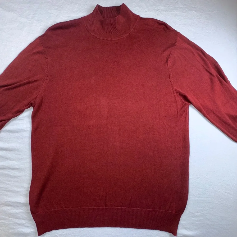 Jos. A. Bank Mock Neck Sweater Mens Medium Burgundy 100% Silk Signature